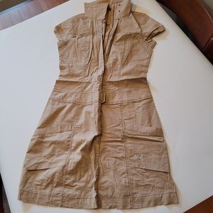 Arc'teryx dress with zipper and pockets